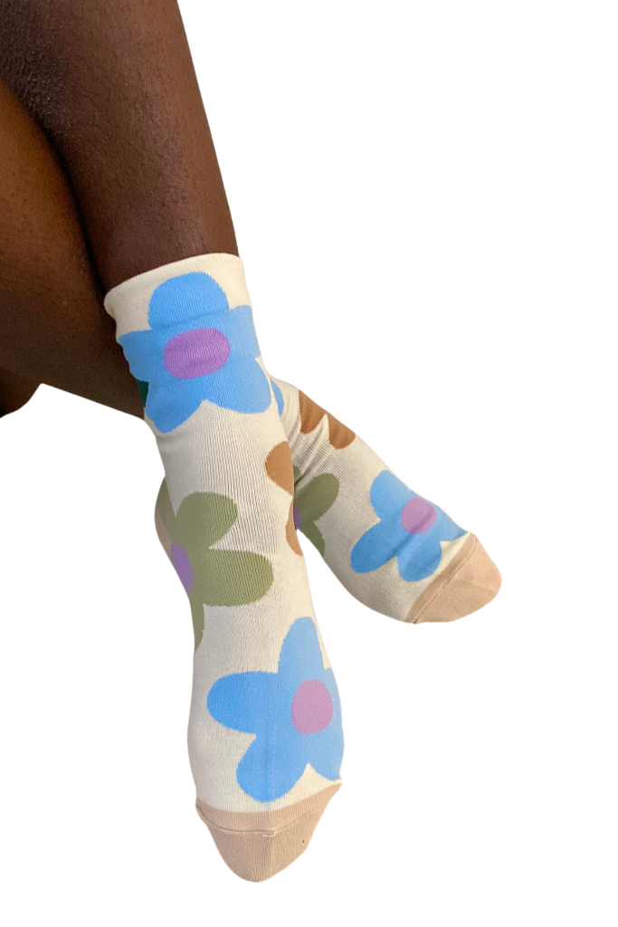 Cream and beige daisy socks with bold floral print – lightweight crew socks perfect for casual wear