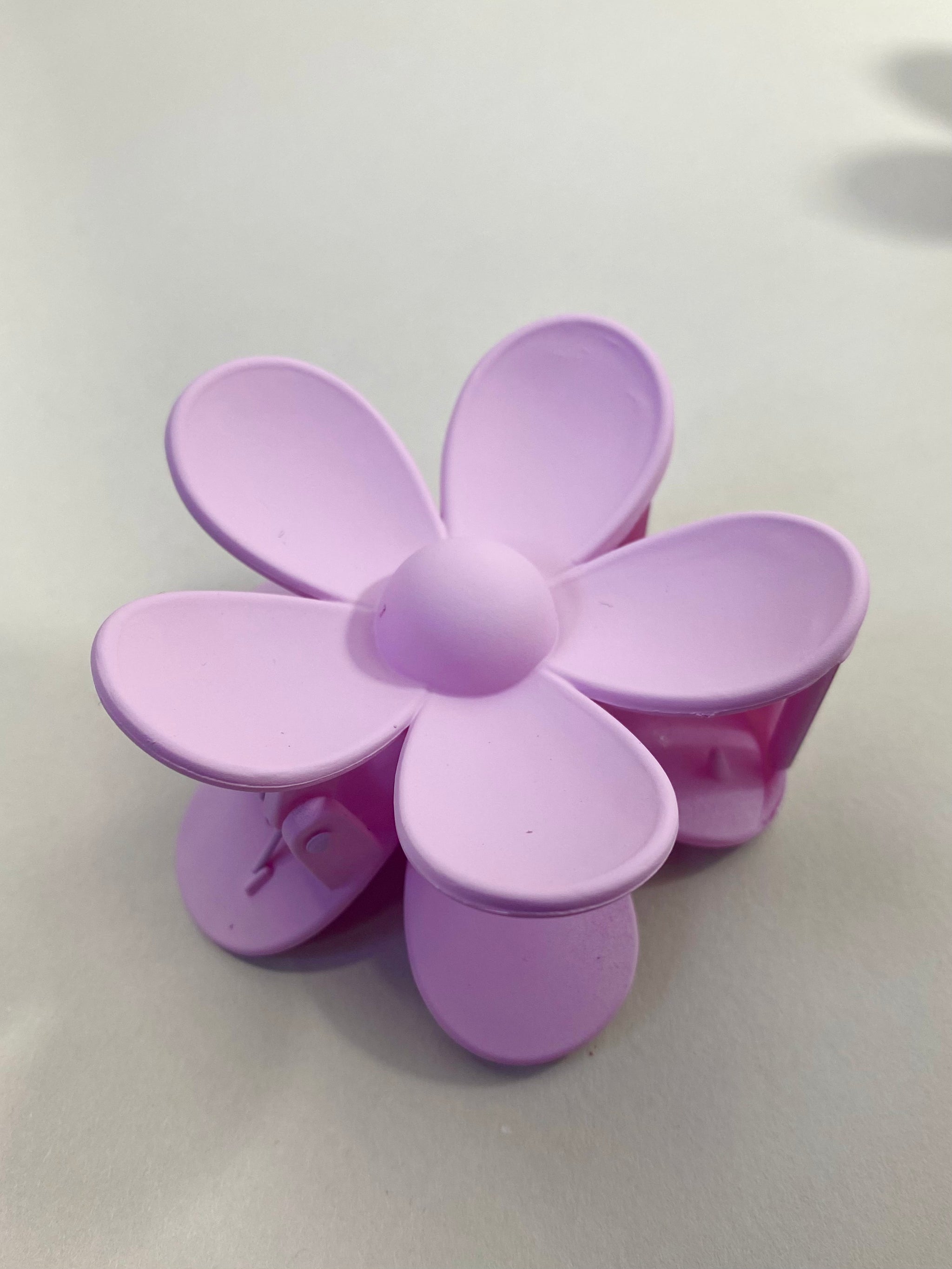 FLOWER HAIR CLIP - OVERSIZE MATTE
