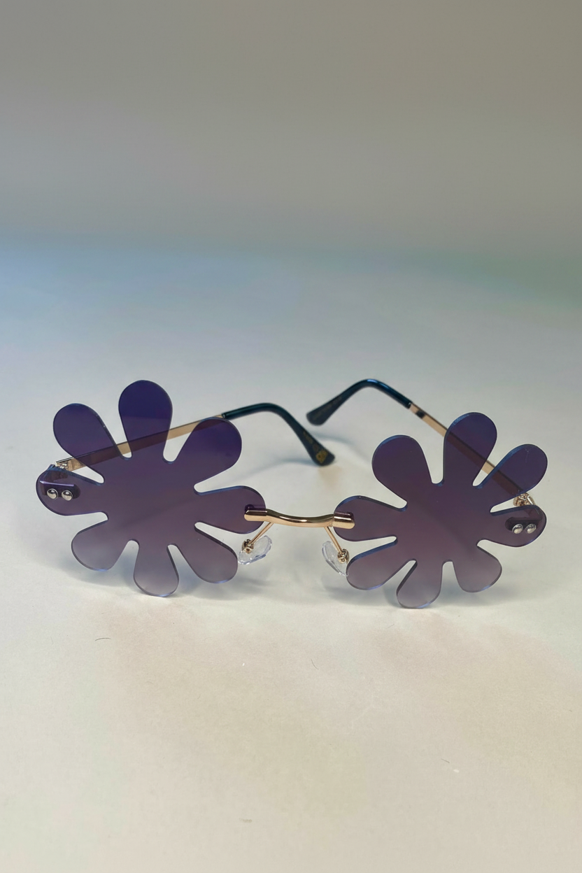 Daisy Flower Sunglasses Black – 4:5 Portrait
